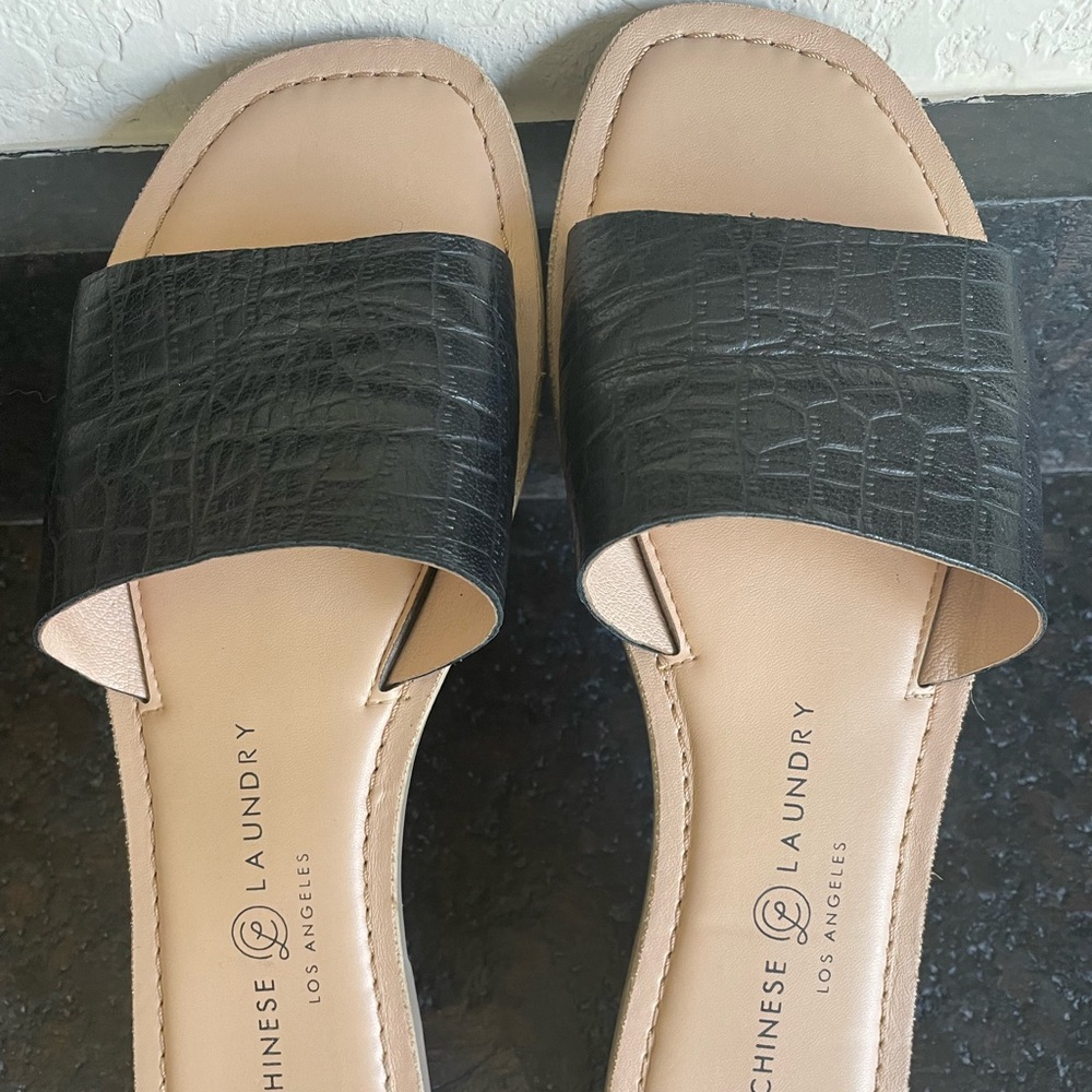 Chinese laundry black sandals